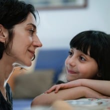 Zar Amir Ebrahimi and Selina Zahednia play mother and daughter in "Shayda."